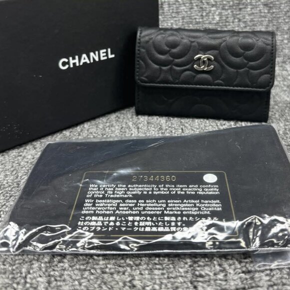 CHANEL Leather Wallet 450-082125 - Picture 12 of 12